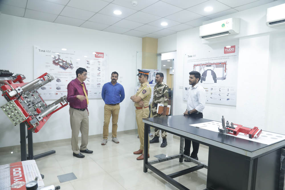 Plastic Technology Engineering Course - AMTEC